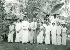 Rev. Stanley Jones with Mar Thoma Church members in  Kerala, India.