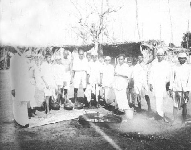 Titusji at the Dandi Salt March (4th from right) 1930